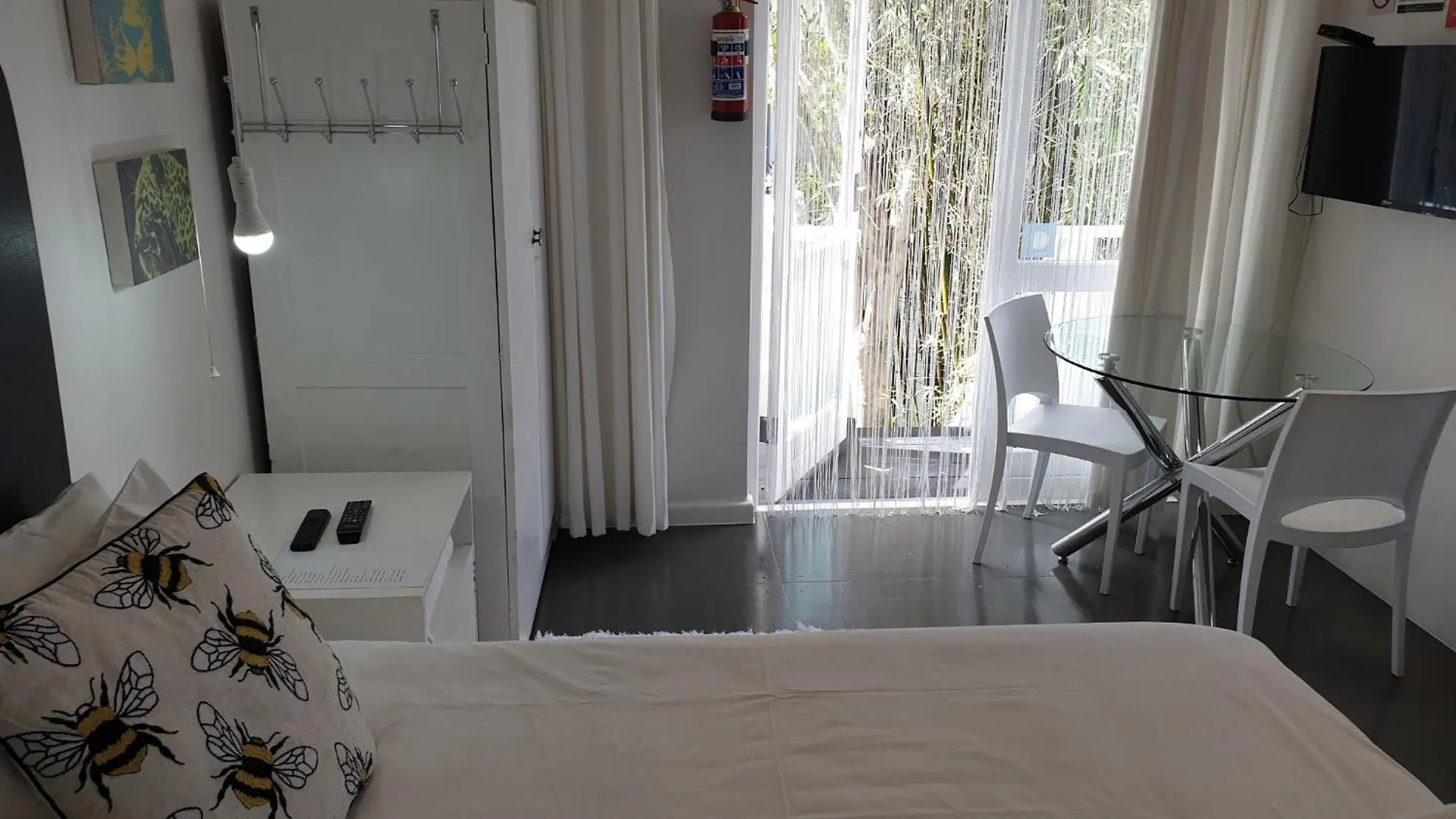 4 On Highworth Apartments And Studios Cape Town
