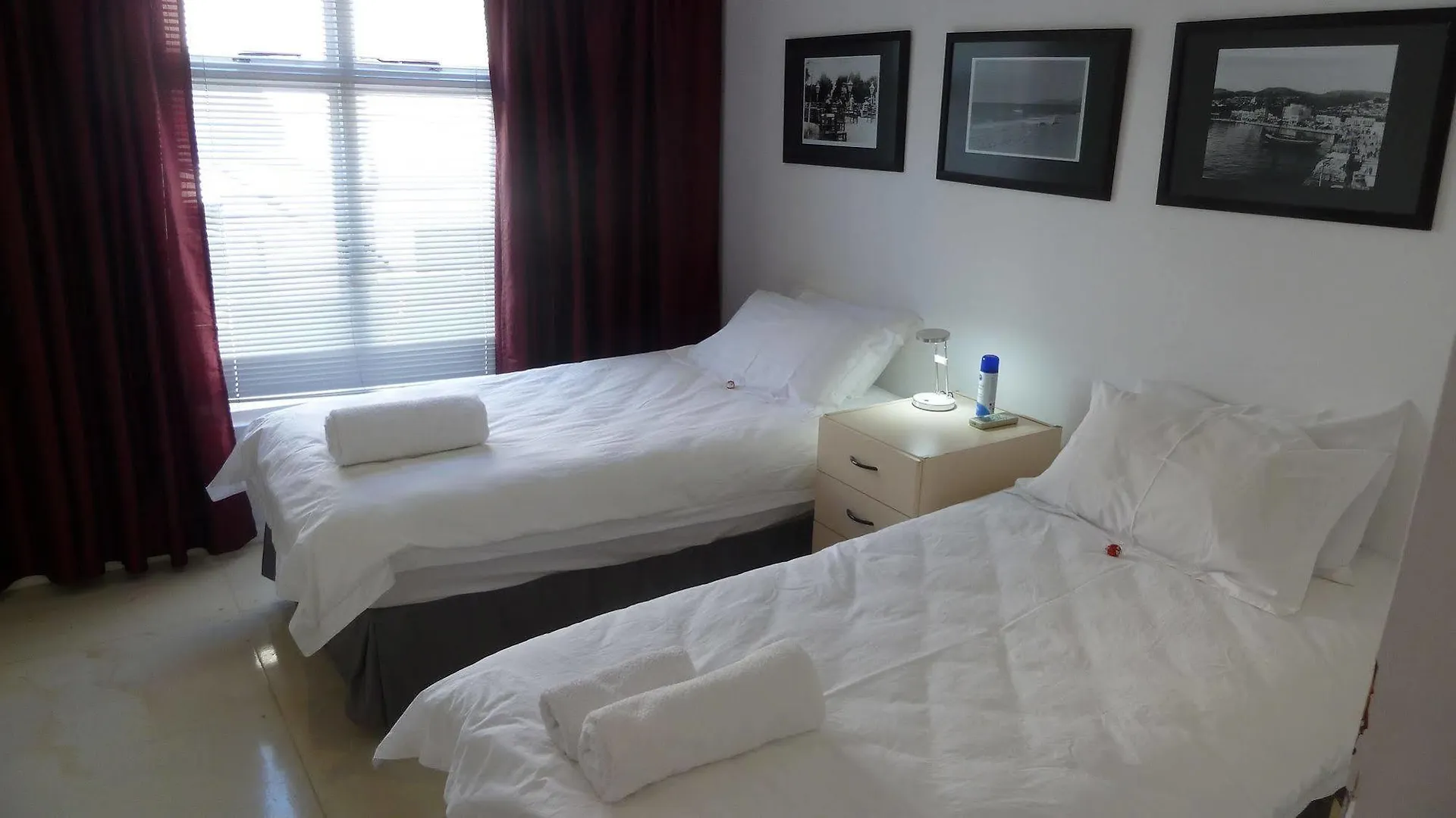 4 On Highworth Apartments And Studios Kapstadt
