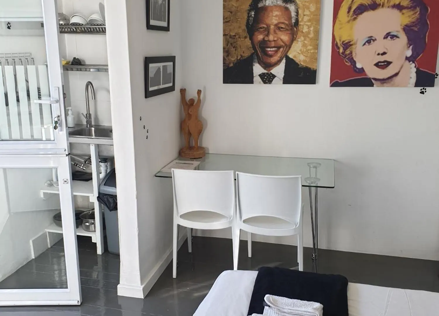 4 On Highworth Apartments And Studios Cape Town