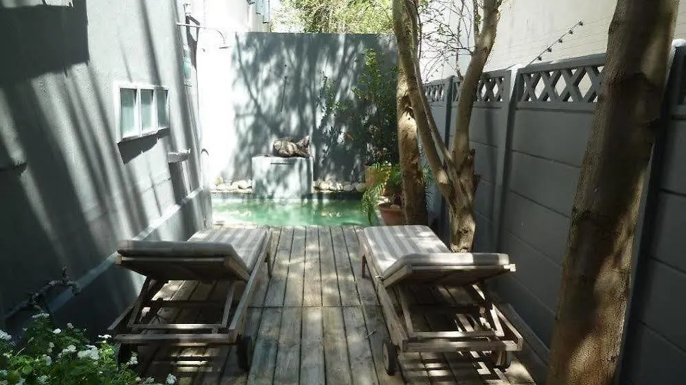 4 On Highworth Apartments And Studios Cape Town